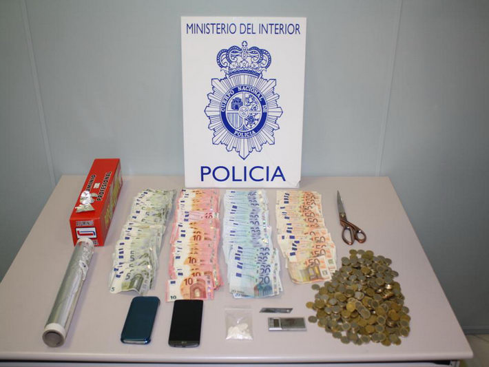 La Policía Nacional detiene a dos personas por  tráfico de drogas  (Cocaína y Heroína) 